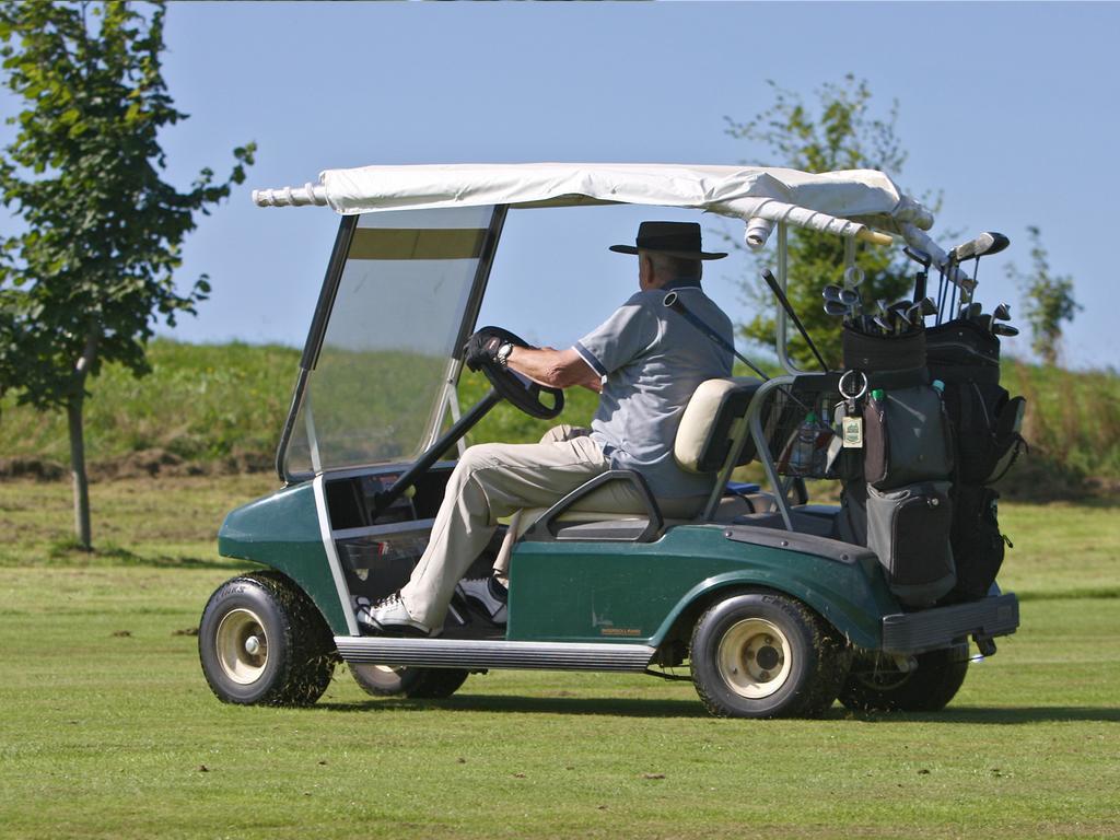 Golf.Intersaxonia Apartman Zschopau Kültér fotó